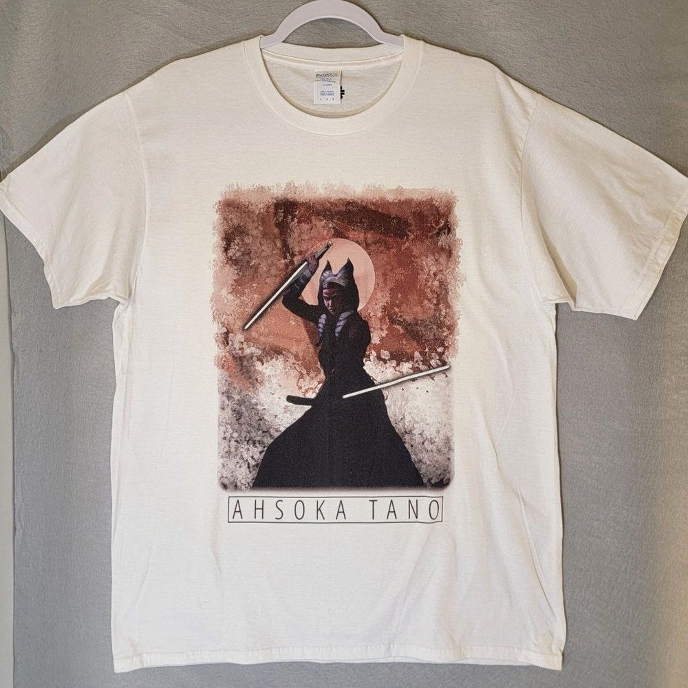 Star Wars Ahsaka Tano Tee Tshirt Unisex L White Graphic Print Short Sleeves New